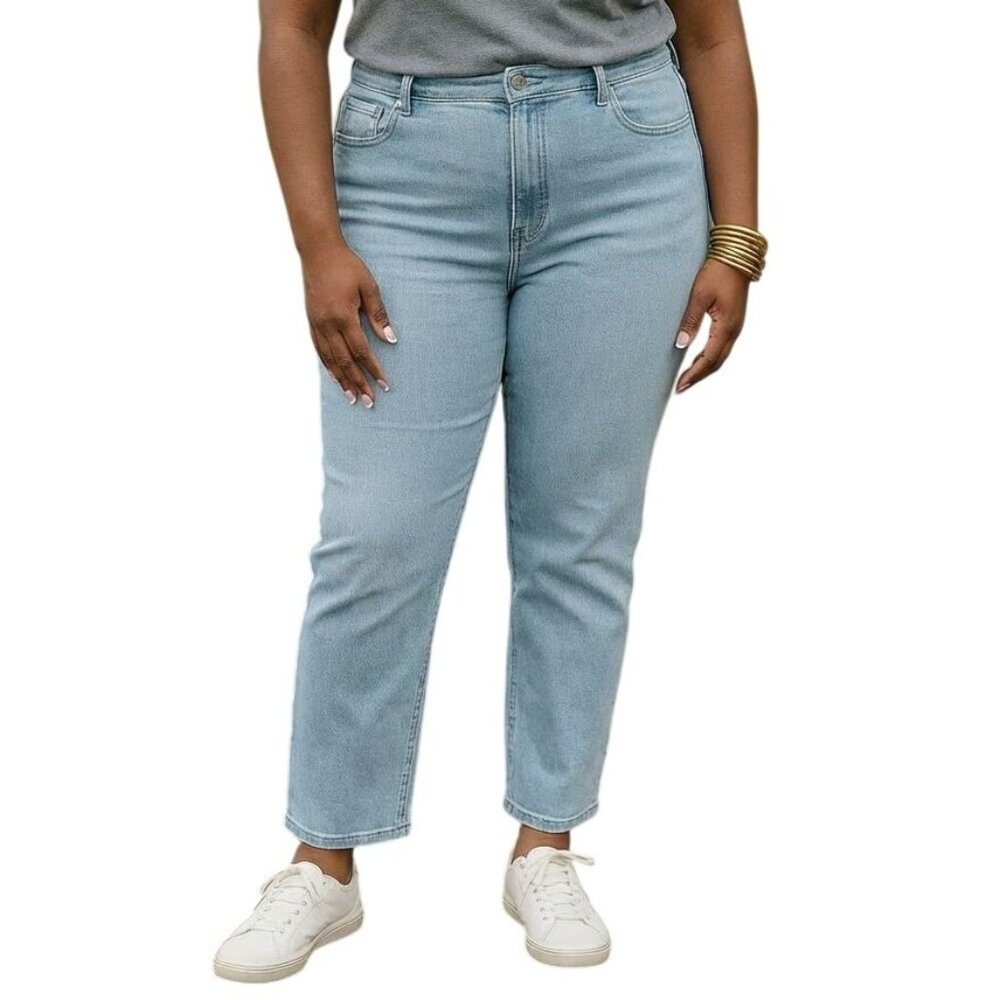 Gloria Vanderbilt Size 16 Jeans Amanda Light Wash High Rise Tapered Casual Denim